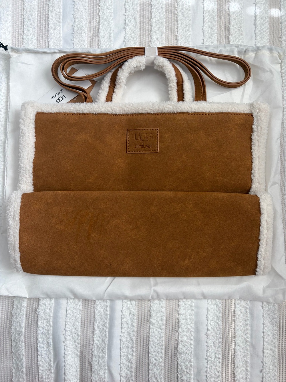 NWT! UGG x Telfar Chestnut Suede Tote with Cream Shearling Trim - Picture 5 of 7